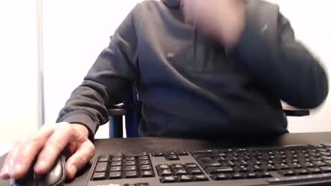 Johnny Walker13 online show from December 2024 02:11:01 PM