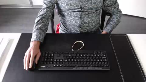 Johnny Walker13 online show from February 2025 03:41:02 PM