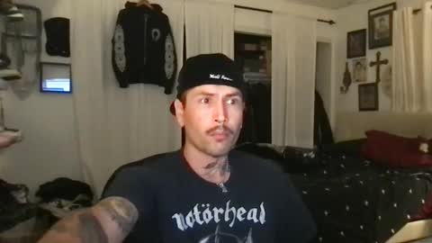 JohnnyDeep66 online show from December 2025 10:13:02 AM