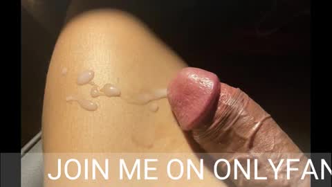 Snapshot of johnnyfun_xxx chatting on February 2025 04:31:01 AM Johnnystrongarms                 online show from February 2025 04:31:01 AM
