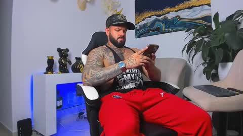 JOHNNY online show from January 2026 12:35:01 AM