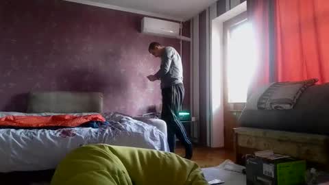 johnoreon online show from October 2025 06:56:01 AM