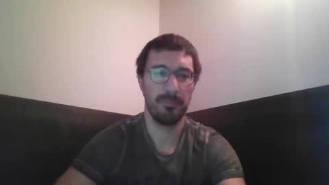Snapshot of johnparis7575 chatting on April 2026 06:57:01 PM Johnfrench online show from April 2026 06:57:01 PM