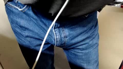 Snapshot of johnson_82 chatting on December 2024 03:50:02 PM John online show from December 2024 03:50:02 PM