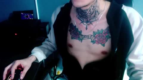 johnsonisaac94  online show from December 2024 08:13:01 AM