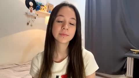 Snapshot of jolandamccammon chatting on May 2026 08:11:01 AM I am Joline ntmuLets hit 10 Thumbs Up together online show from May 2026 08:11:01 AM