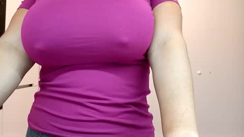 jolenejo online show from October 2025 08:20:01 PM