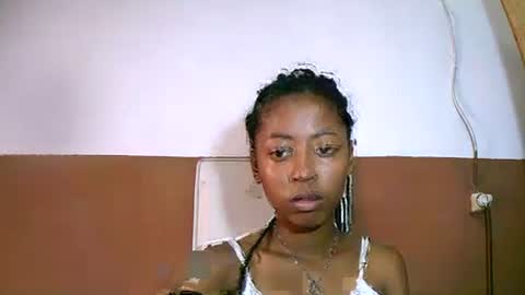 Snapshot of joliekah27 chatting on February 2025 09:26:02 AM joliekah27 online show from February 2025 09:26:02 AM