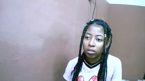 Snapshot of joliekah27 chatting on February 2025 04:43:02 PM joliekah27 online show from February 2025 04:43:02 PM