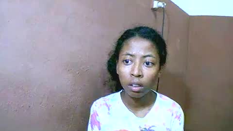 Snapshot of joliekah27 chatting on March 2025 03:51:01 AM joliekah27 online show from March 2025 03:51:01 AM