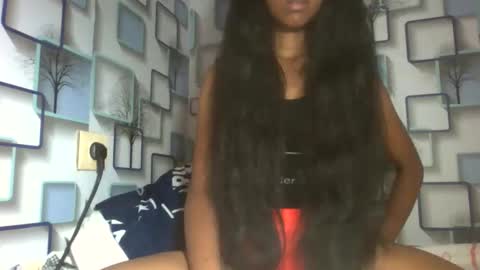 joliekah27 online show from November 2025 12:42:01 AM