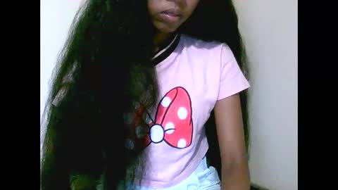 joliekah27 online show from April 2026 06:47:01 PM