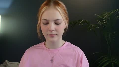 Polly  online show from February 2025 02:17:01 AM