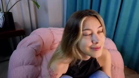 Viola online show from September 2025 11:11:02 AM