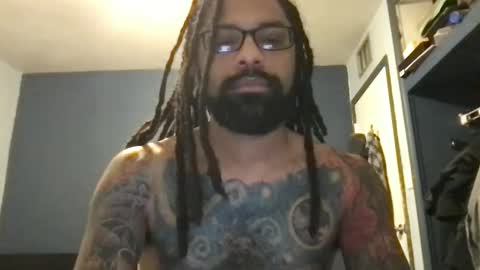 Snapshot of jon2h6k chatting on December 2024 05:05:01 PM jon2h6k online show from December 2024 05:05:01 PM