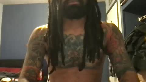 Snapshot of jon2h6k chatting on December 2024 01:04:02 AM jon2h6k online show from December 2024 01:04:02 AM