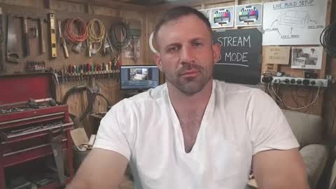 Snapshot of jonariesxxx chatting on May 2026 12:08:01 AM Jon Aries online show from May 2026 12:08:01 AM