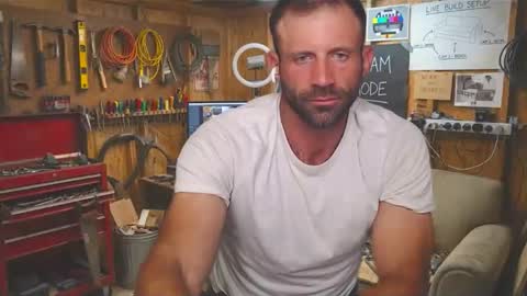 Snapshot of jonariesxxx chatting on June 2026 12:14:01 AM Jon Aries online show from June 2026 12:14:01 AM