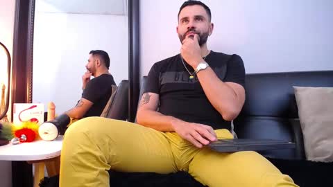  JONAS BEARD  online show from February 2025 11:41:02 PM