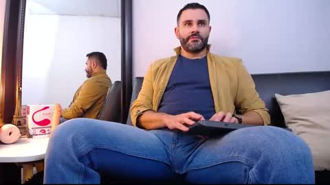  JONAS BEARD  online show from February 2025 01:33:01 AM