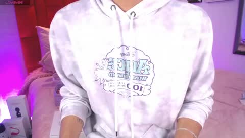 Jonas  online show from April 2026 04:51:01 AM