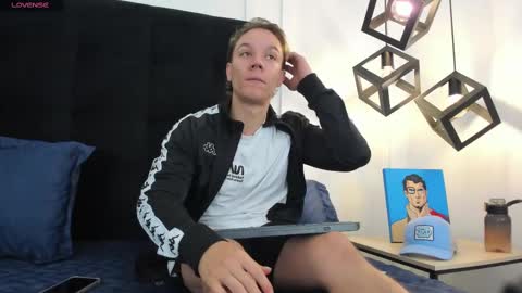 Snapshot of jonathan_daniels1 chatting on March 2025 12:11:02 PM Jonathan Danielss online show from March 2025 12:11:02 PM