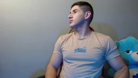 jonathancast08 online show from January 2025 08:51:01 PM