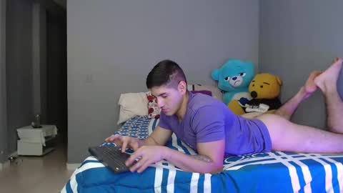 jonathancast08 online show from January 2025 03:07:02 PM