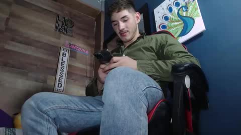 jonathancast08 online show from October 2025 01:00:02 AM