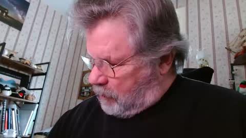 Snapshot of joncpics chatting on December 2024 08:07:02 PM joncpics online show from December 2024 08:07:02 PM