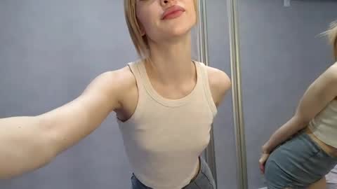 Cassandra online show from April 2026 12:58:01 PM