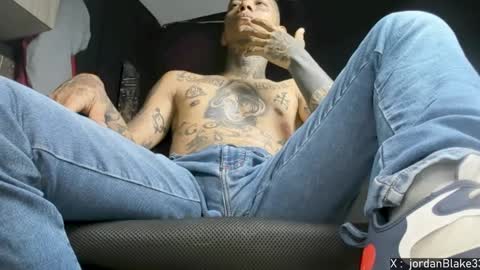 jordan33blake online show from December 2024 12:49:01 PM