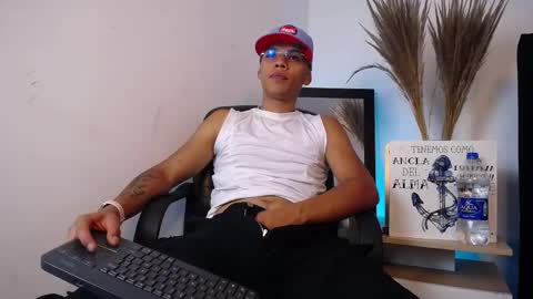 Snapshot of jordan_kiing chatting on October 2025 09:06:01 PM Jordan Kiing online show from October 2025 09:06:01 PM