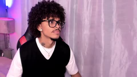 Snapshot of jordan_love7 chatting on April 2026 12:42:01 PM jordan online show from April 2026 12:42:01 PM
