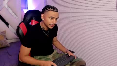 Snapshot of jordan_love7 chatting on May 2026 12:35:01 PM jordan online show from May 2026 12:35:01 PM