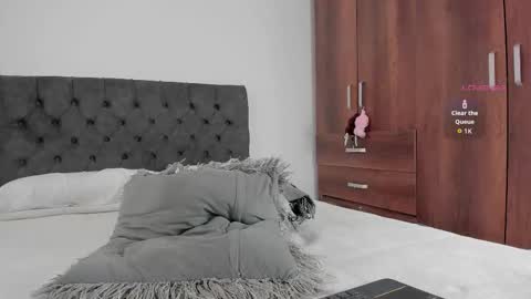 Will online show from October 2025 05:57:02 PM