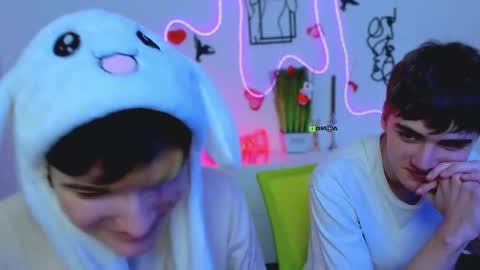 jordi_ser online show from February 2026 07:37:01 PM