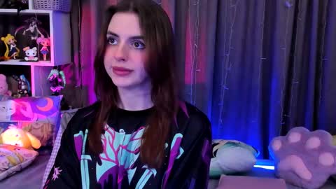 Rose online show from November 2025 05:12:01 PM