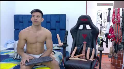 Snapshot of jose_rumbero91 chatting on April 2026 07:58:01 PM jose_rumbero91 online show from April 2026 07:58:01 PM