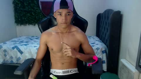 jose_sexycumm online show from January 2025 10:11:02 PM