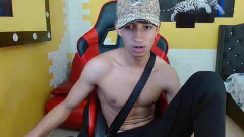 jose_sexycumm online show from September 2025 07:14:01 PM