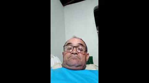 Snapshot of joselindo73 chatting on May 2026 02:50:01 AM Vamos goza juntos online show from May 2026 02:50:01 AM