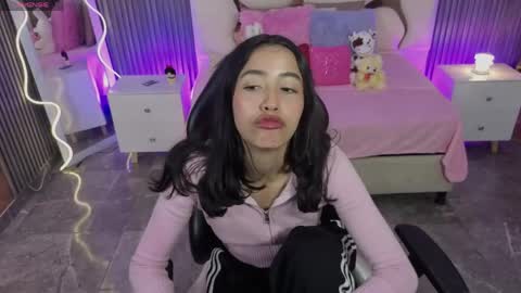 Snapshot of joselyn_tay chatting on April 2026 12:29:02 PM Joselyn online show from April 2026 12:29:02 PM