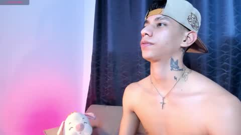 Josep online show from January 2025 03:15:01 AM