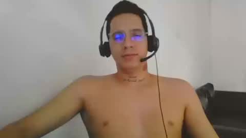 Snapshot of joseph_hotter chatting on September 2025 09:41:02 PM Joseph hotter online show from September 2025 09:41:02 PM