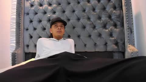 Snapshot of joseph_vans chatting on April 2026 03:40:02 AM joseph_vans online show from April 2026 03:40:02 AM