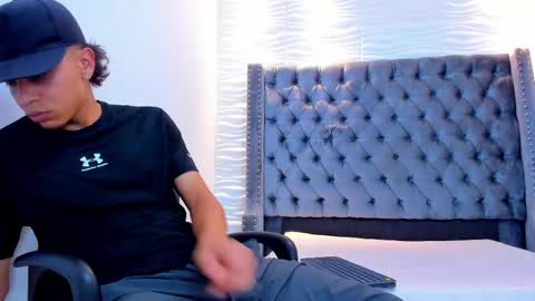 Snapshot of joseph_vans chatting on June 2026 03:41:01 AM joseph_vans online show from June 2026 03:41:01 AM