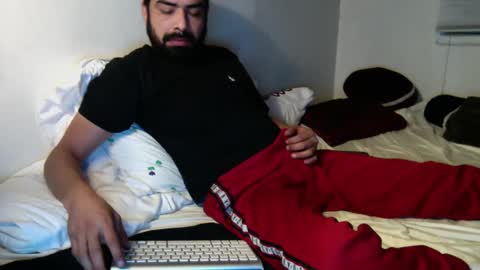 Snapshot of josephs1990 chatting on December 2024 04:01:02 AM josephs1990 online show from December 2024 04:01:02 AM