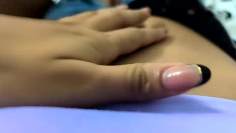 Snapshot of joseyvictoria18 chatting on September 2025 01:17:01 AM jose and victoria online show from September 2025 01:17:01 AM