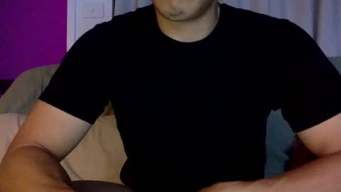 joshasian0713 online show from June 2026 11:45:02 AM